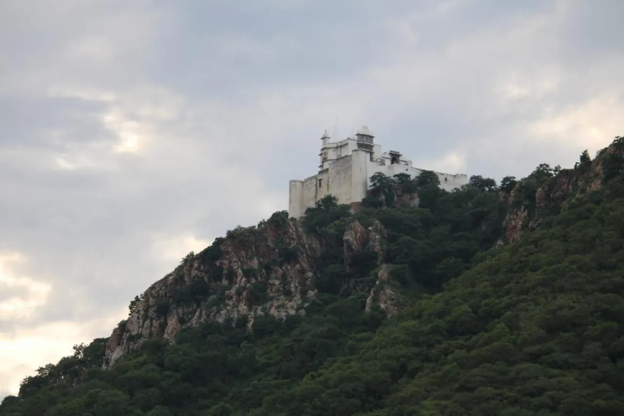 Guest house Hill Paradise Home Stay Udaipur