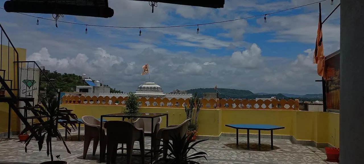 Hill Paradise Home Stay Udaipur