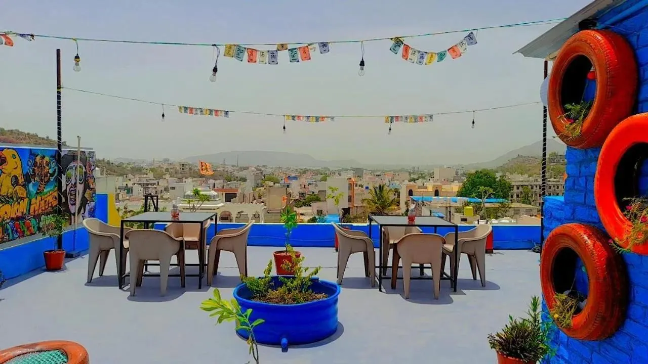 Hill Paradise Home Stay Udaipur Guest house